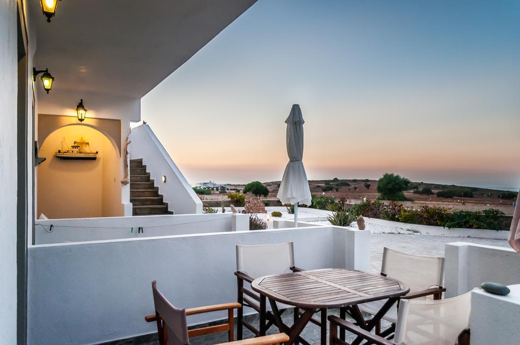 Agnanti View Hotel Pachaina 外观 照片